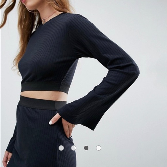 Long sleeve dress with side cutout - Picture 3 of 6